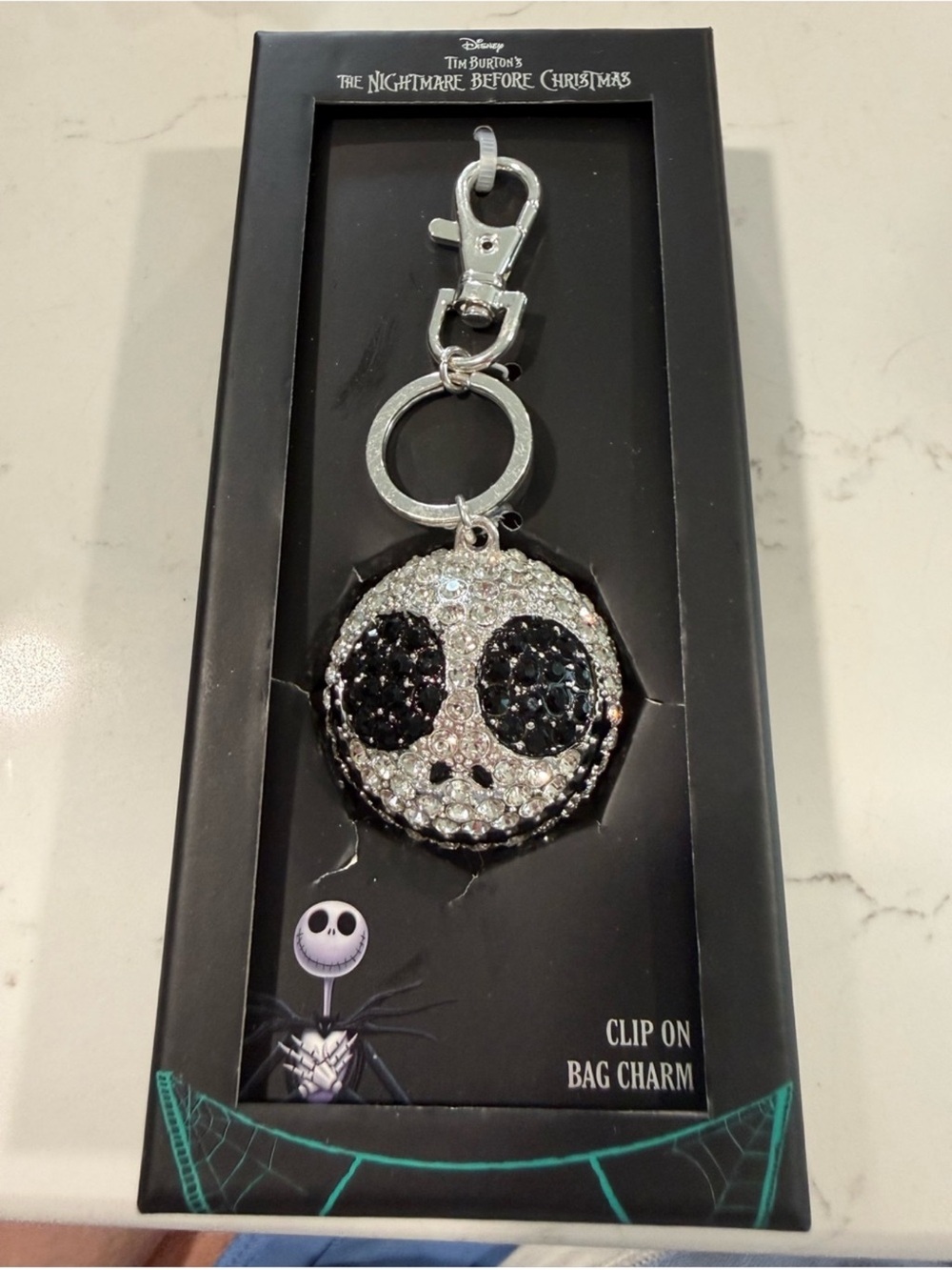 NIGHTMARE BEFORE CHRISTMAS KEYCHAIN